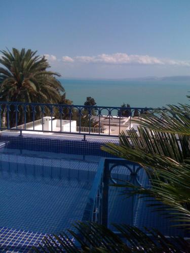 Swimming pool, Dar Fatma in Sidi Bou Said Swimming pool, Dar Fatma in Sidi Bou Said