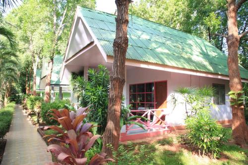 This photo about Bangburd Resort shared on HyHotel.com