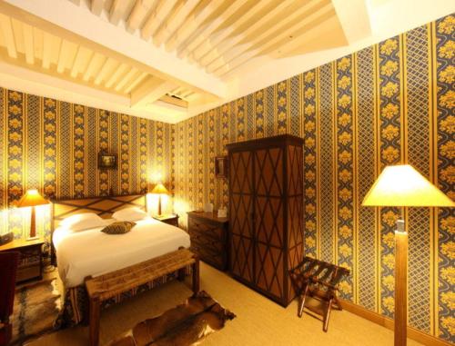 This photo about Chateau de Varillettes shared on HyHotel.com