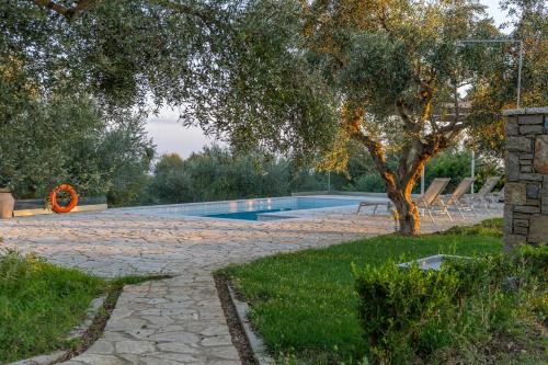 This photo about Abelia Luxurious Villas shared on HyHotel.com