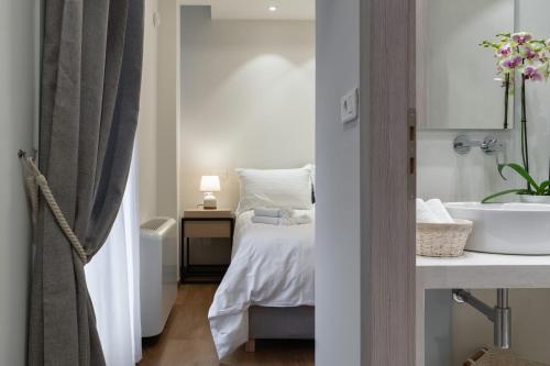 This photo about Porto Vecchio Luxury Suites shared on HyHotel.com