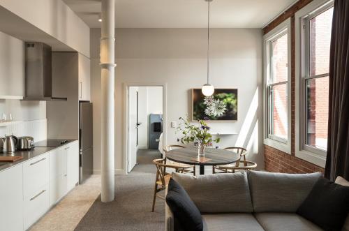 Facilities, The Chamberson near Dunedin Chinese Garden Facilities, The Chamberson near Dunedin Chinese Garden