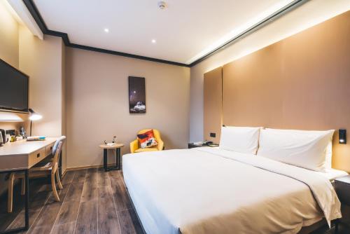 This photo about Atour Light (Hangzhou Future Scientific City) shared on HyHotel.com