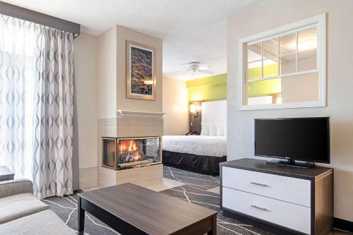 Clarion Inn Willow River in Sevierville (TN) Clarion Inn Willow River in Sevierville (TN)