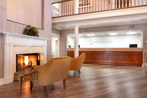 Lobby, Clarion Inn Willow River in Sevierville (TN) Lobby, Clarion Inn Willow River in Sevierville (TN)