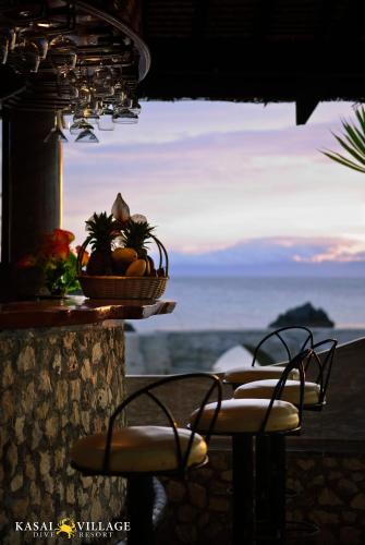 Bar/lounge, Kasai Village Dive Resort in Moalboal Bar/lounge, Kasai Village Dive Resort in Moalboal