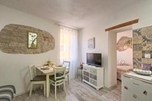 บริการและสิ่งอำนวยความสะดวก, Graciela apartment in โรวินจ์ บริการและสิ่งอำนวยความสะดวก, Graciela apartment in โรวินจ์