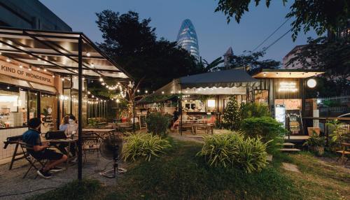 Toit ja joogid, The Yard Hostel Bangkok in Chatuchak Toit ja joogid, The Yard Hostel Bangkok in Chatuchak