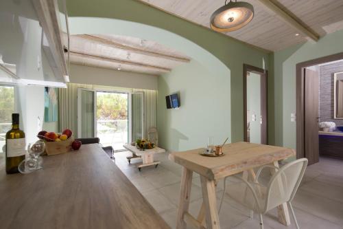 Anthemis Hotel Apartments in Samos City Center Anthemis Hotel Apartments in Samos City Center