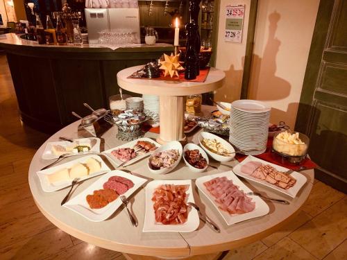 Food and beverages, Rabenauer Muhle "bed & breakfast" in Rabenau Food and beverages, Rabenauer Muhle "bed & breakfast" in Rabenau