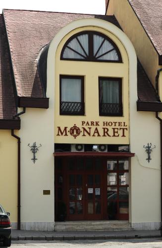 Entrance, Park Hotel Minaret in Eger Entrance, Park Hotel Minaret in Eger