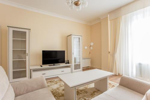 This photo about Riverside Apartments shared on HyHotel.com