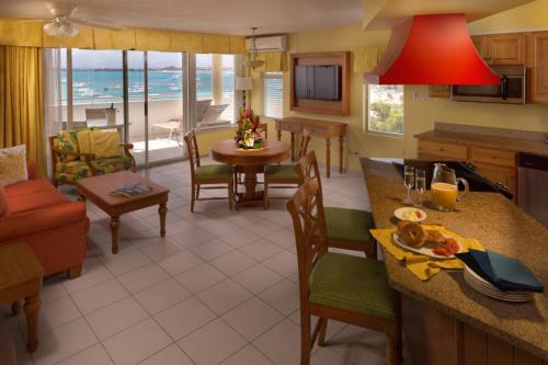 Cozinha, The Atrium Beach Resort and Spa, Ascend Hotel Collection in Simpson Bay Cozinha, The Atrium Beach Resort and Spa, Ascend Hotel Collection in Simpson Bay