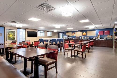Food and beverages, Comfort Suites Knoxville Airport in Alcoa (TN) Food and beverages, Comfort Suites Knoxville Airport in Alcoa (TN)