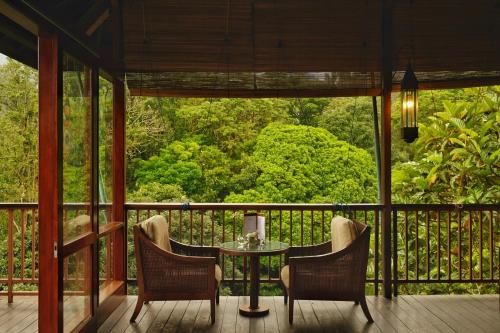 Pub, The Grand Hill Resort-Hotel in Puncak Pub, The Grand Hill Resort-Hotel in Puncak