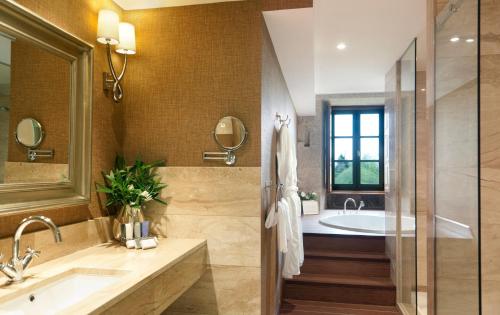 This photo about A Quinta Da Auga Hotel Spa Relais & Chateaux shared on HyHotel.com