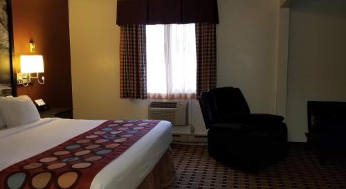 Super 8 By Wyndham Ashland in Ashland (WI) Super 8 By Wyndham Ashland in Ashland (WI)