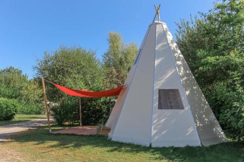 This photo about Camping Les Salisses shared on HyHotel.com