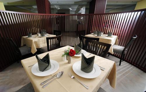 Restaurant, Best Western Plus Mahboula in Fahaheel Restaurant, Best Western Plus Mahboula in Fahaheel