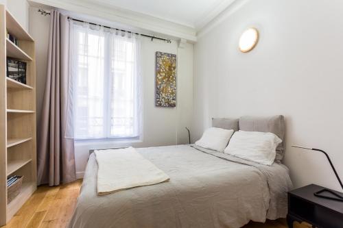 This photo about Appartement de Charme Montmartre shared on HyHotel.com