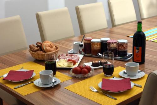 Eten en drinken, Gästezimmer Poys (Gastezimmer Poys) in Seefeld-Kadolz Eten en drinken, Gästezimmer Poys (Gastezimmer Poys) in Seefeld-Kadolz