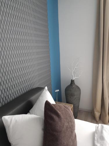 Parkhotel Villingen und Boardingzimmer in กลางเมืองฟิลลิงเงิน-ชเวนนิงเงิน Parkhotel Villingen und Boardingzimmer in กลางเมืองฟิลลิงเงิน-ชเวนนิงเงิน