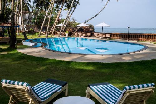 Beach, Prainha Resort By The Sea in Dona Paula Beach, Prainha Resort By The Sea in Dona Paula