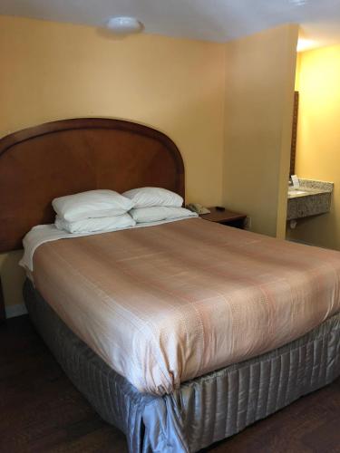 Americas Best Value Inn Addison Dallas in Аэропорт Аддисон Americas Best Value Inn Addison Dallas in Аэропорт Аддисон