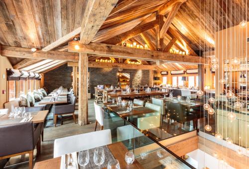 Hotel Le Savoy in Meribel Hotel Le Savoy in Meribel