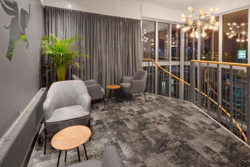 Vestíbulo, Hotel Vindeus in Sodertalje Vestíbulo, Hotel Vindeus in Sodertalje