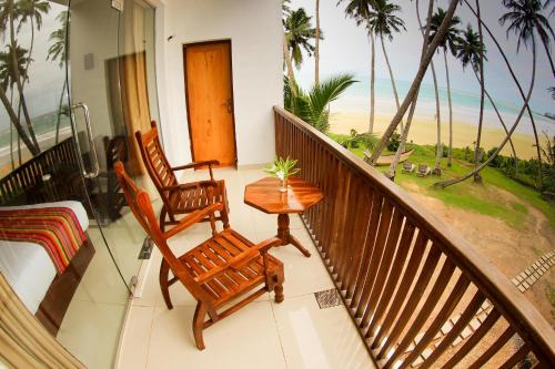 Dickwella Beach Hotel in Tangalle Dickwella Beach Hotel in Tangalle