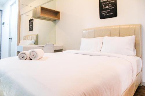 Elegant Studio Room Akasa Pure Living BSD Apartment By Travelio