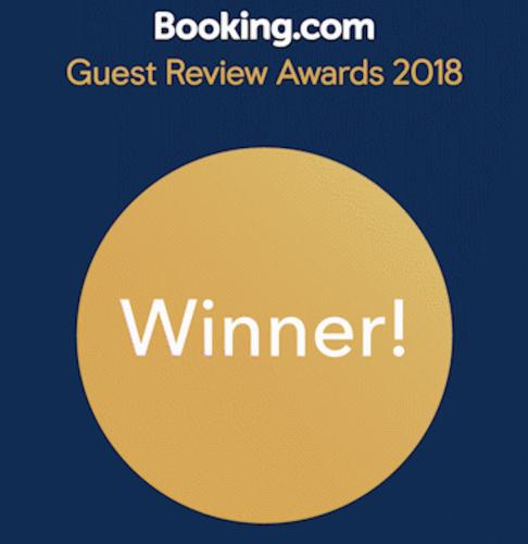 Deco Family House in Malvern Deco Family House in Malvern