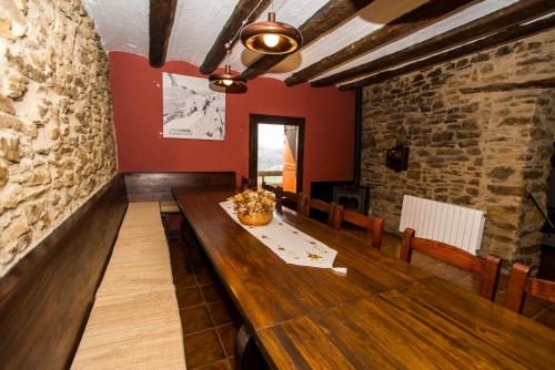 Létesítmények, MAS NOU in Cinctorres Létesítmények, MAS NOU in Cinctorres