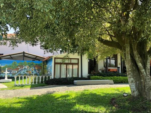 Finca Hotel Cerritos Plaza in Cerritos Finca Hotel Cerritos Plaza in Cerritos