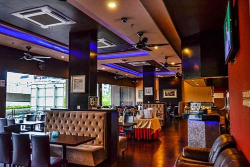 餐饮, 瓦伦扎酒店和咖啡厅 (Valenza Hotel & Cafe) in 谷中城/孟沙 餐饮, 瓦伦扎酒店和咖啡厅 (Valenza Hotel & Cafe) in 谷中城/孟沙