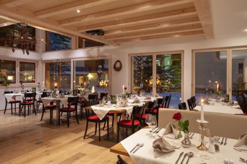 餐飲服務, 耶格霍夫飯店 (Hotel Jaegerhof) in 策馬特 餐飲服務, 耶格霍夫飯店 (Hotel Jaegerhof) in 策馬特