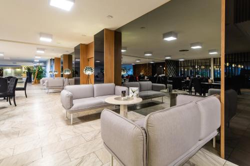 Pub/Área de Estar, Hotel Solny in Kolobrzeg Pub/Área de Estar, Hotel Solny in Kolobrzeg