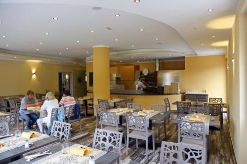Albergo Breglia in Plesio Albergo Breglia in Plesio