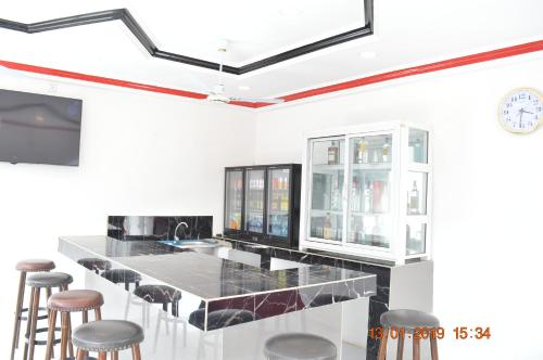 Restaurante, Sukuta Nema Guest House in Western Restaurante, Sukuta Nema Guest House in Western
