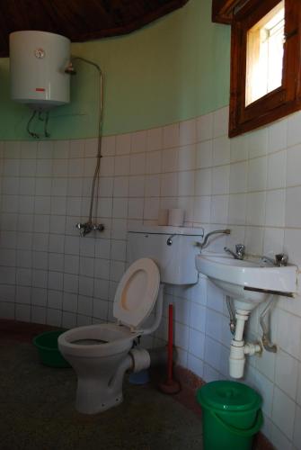 חדר אמבטיה, Crater Bay Cottages in Kabale חדר אמבטיה, Crater Bay Cottages in Kabale