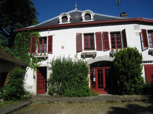 Chambres d'Hotes Closerie du Guilhat in Salies-de-Bearn Chambres d'Hotes Closerie du Guilhat in Salies-de-Bearn