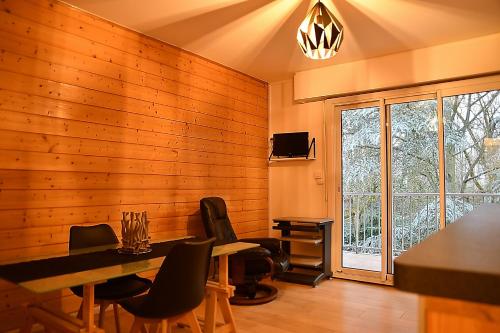 F1 entier Cosy style CHALET Montgeron, Proche Paris in Montgeron F1 entier Cosy style CHALET Montgeron, Proche Paris in Montgeron
