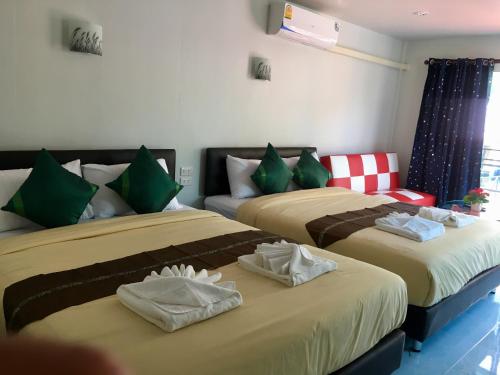 리버 힐 사이드 리조트 (River Hill Side Resort) in 시 사왓 리버 힐 사이드 리조트 (River Hill Side Resort) in 시 사왓