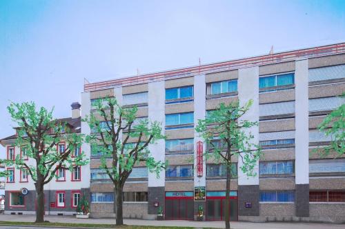 Entree, Metropol in Biel Entree, Metropol in Biel