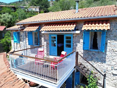 This photo about Kalopanayiotis Cottage shared on HyHotel.com