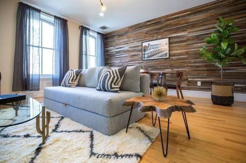 Hôtel 2-Story Penthouse w/ Views in Rittenhouse Square