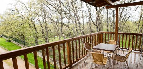 Apartamentos turisticos LAS CARBALLEDAS in Santa Colomba De Somoza Apartamentos turisticos LAS CARBALLEDAS in Santa Colomba De Somoza