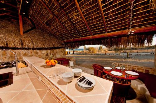 keuken, Palapas La Choya in El Sargento keuken, Palapas La Choya in El Sargento