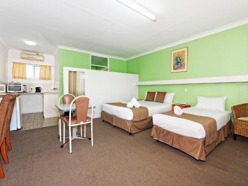 This photo about Riviera Motel Bundaberg shared on HyHotel.com